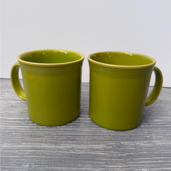 fiestaware Other - Vintage Fiestaware classic  D ring mug